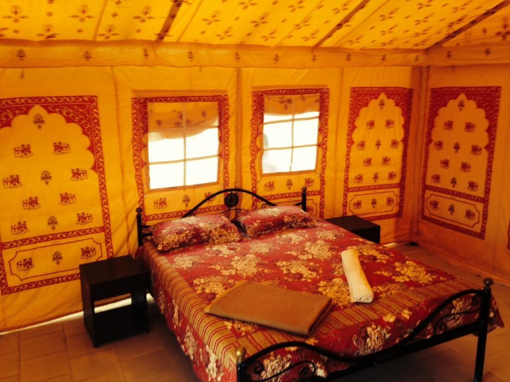 Raj Resorts Jaisalmer Quarto foto